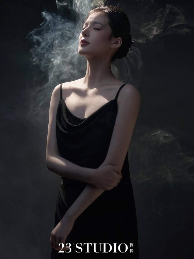 Photography Lighting Styles - เสื้อผ้าถ่ายภาพสไตล์เกาหลีใหม่ปี 2026 ให้ความรู้สึกหรูหรา น้ำหนักเบา เหมาะสำหรับถ่ายภาพบุคคล ถ่ายภาพอารมณ์สาวๆ